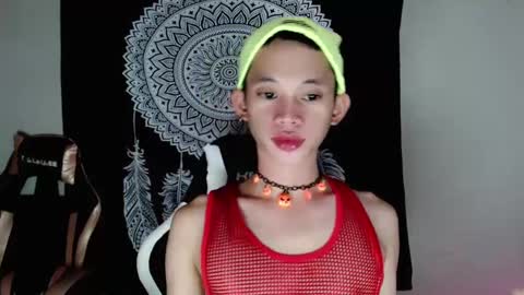 givemethrillx online show from February 1, 2025, 4:35 am