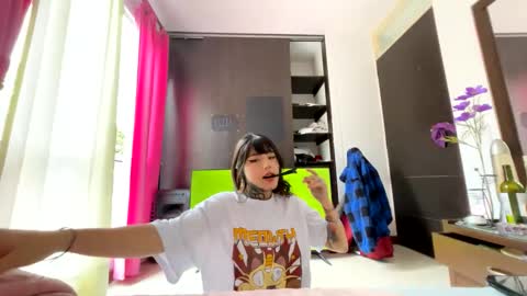 dirtyvenom online show from February 17, 2025, 4:37 pm