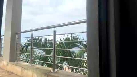 Gl1tter Barbie online show from April 13, 2026, 8:20 am