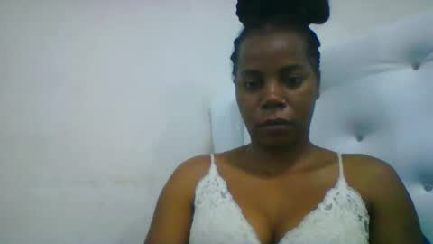 Snapshot of gladie46 chatting on July 19, 2026, 11:19 pm gladie46 online show from July 19, 2026, 11:19 pm