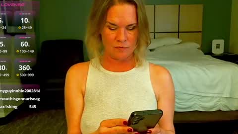 Gwendolyn online show from December 29, 2024, 1:02 am