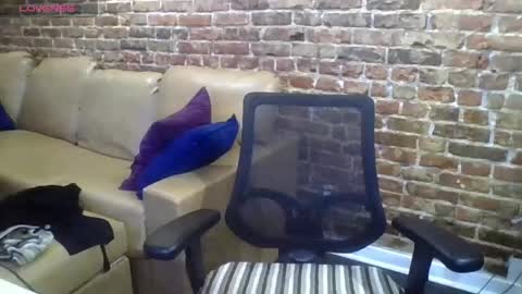 Snapshot of glam_cat chatting on May 5, 2026, 3:03 am Gwendolyn online show from May 5, 2026, 3:03 am
