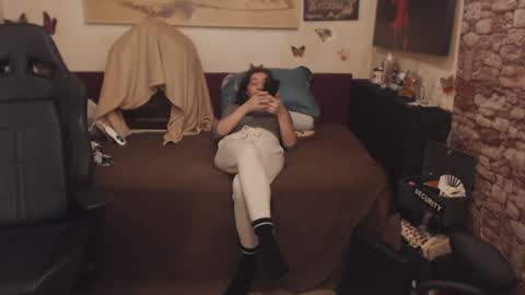 Glamourhottie online show from January 13, 2025, 9:08 am