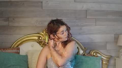 CharmingMom online show from December 15, 2024, 7:24 am