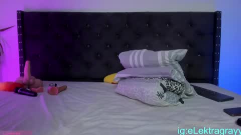 Glektra Gray online show from February 24, 2025, 8:49 am