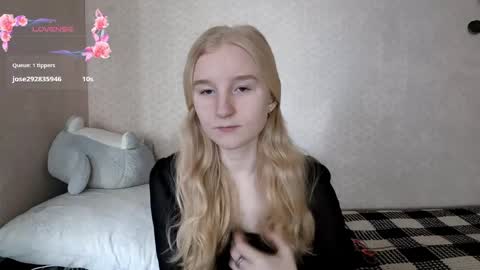 Laura online show from April 30, 2026, 7:36 am