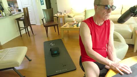 Snapshot of glennbootycam chatting on May 4, 2026, 6:37 pm glennbitch online show from May 4, 2026, 6:37 pm