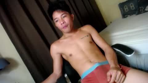 glenndou_daxs online show from October 7, 2025, 11:40 am