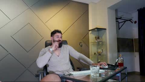 Matthew .. for short call me Matt online show from February 24, 2025, 1:35 am