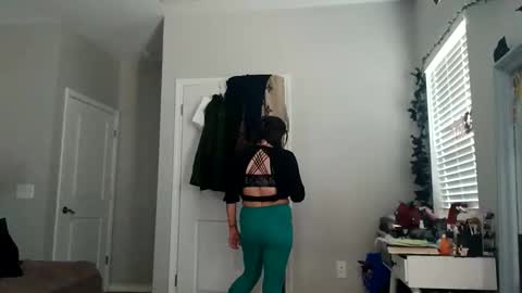 GizzyNation online show from November 17, 2025, 9:31 pm