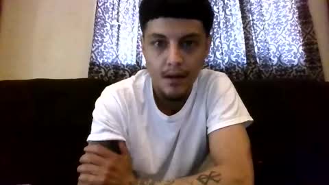 glly444 online show from February 10, 2026, 5:28 pm