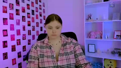 Snapshot of gloria_bubble chatting on July 24, 2026, 7:01 pm your dream online show from July 24, 2026, 7:01 pm