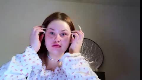 gloria_thomas online show from February 5, 2026, 10:31 am