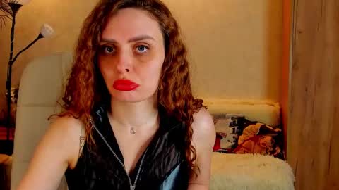 Gloria Wood online show from March 1, 2025, 10:31 pm