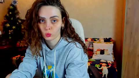 Gloria Wood online show from January 6, 2026, 5:05 pm