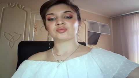 gloriashine online show from March 12, 2025, 10:16 am