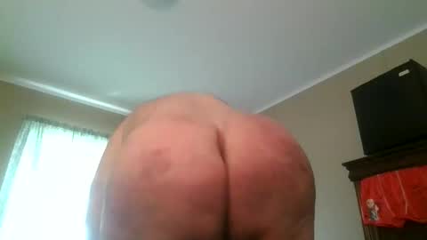 Snapshot of gobey33 chatting on April 30, 2026, 4:35 pm IDKIDCIDGAF online show from April 30, 2026, 4:35 pm