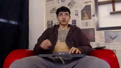 steven online show from November 22, 2025, 12:26 pm