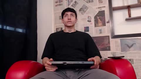 steven online show from November 25, 2025, 2:28 pm