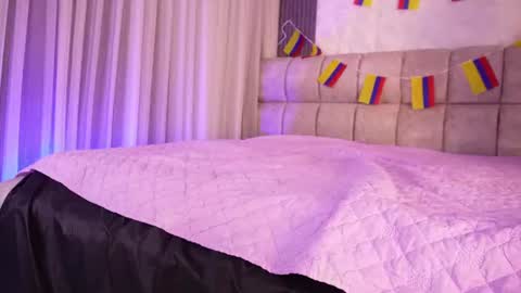 Snapshot of goddess_eli77 chatting on June 25, 2026, 3:06 am goddess_eli77 online show from June 25, 2026, 3:06 am