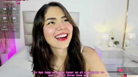 Mia online show from October 15, 2025, 12:11 am