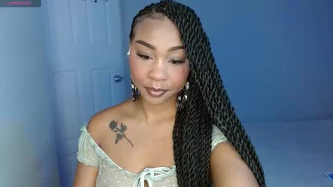 Snapshot of goddess_val chatting on December 21, 2025, 10:00 am Valentina online show from December 21, 2025, 10:00 am
