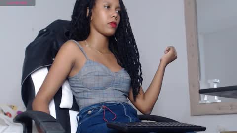 goddess_valen online show from November 25, 2025, 4:18 pm