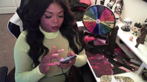 Goddess Cocoa online show from January 31, 2025, 8:54 am