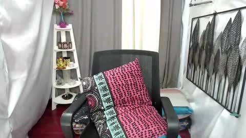 Snapshot of goddessjasmin chatting on January 6, 2025, 9:52 am Goddessjasmin online show from January 6, 2025, 9:52 am