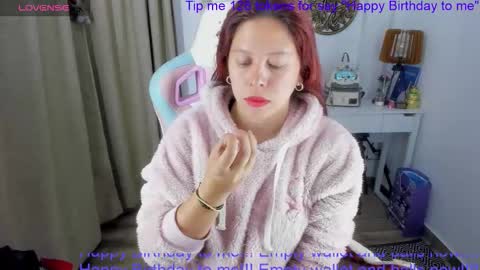 Snapshot of goddessjessica_roger chatting on September 15, 2025, 4:45 am Goddess Jessica and slave Roger online show from September 15, 2025, 4:45 am