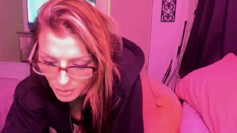 Kallie online show from March 10, 2025, 10:04 am