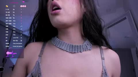 Linda online show from October 19, 2025, 1:39 am