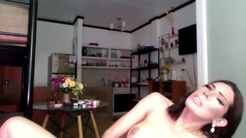 Eva online show from December 5, 2024, 3:04 am