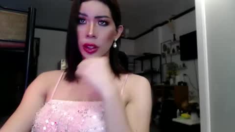 Eva online show from February 8, 2025, 2:58 am