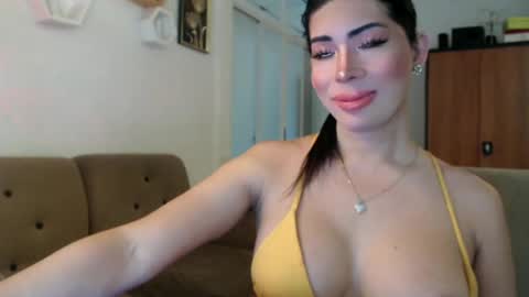 Snapshot of goddessofbigcock chatting on June 15, 2026, 2:25 am Eva online show from June 15, 2026, 2:25 am