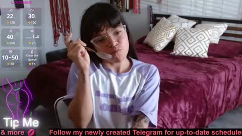 goddessultraviolet online show from March 1, 2025, 5:16 pm