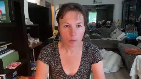 Snapshot of goddesszofia chatting on May 27, 2026, 12:35 pm goddesszofia online show from May 27, 2026, 12:35 pm