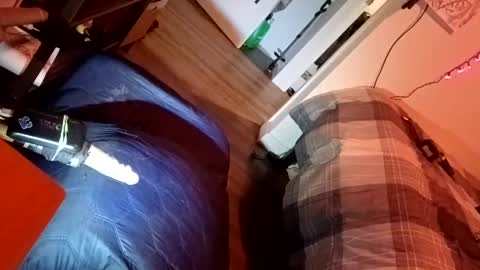 KCKK HOTTEST IN THE BAY online show from September 22, 2025, 1:57 pm