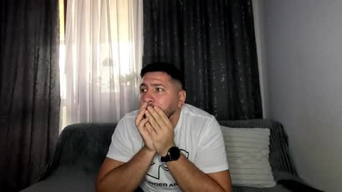 gold_alpha_boy online show from September 24, 2025, 2:09 pm