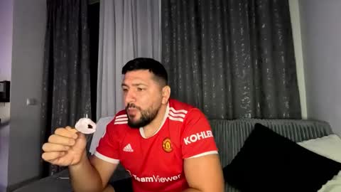 gold_alpha_boy online show from September 29, 2025, 8:13 pm