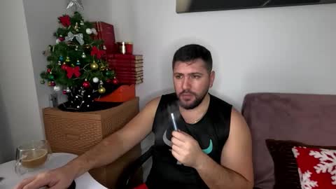 gold_alpha_boy online show from December 3, 2025, 10:24 am