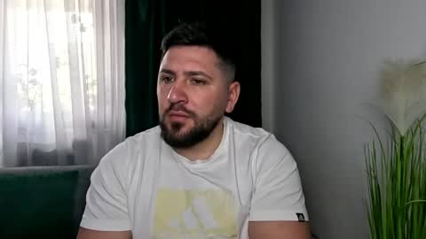 gold_alpha_boy online show from April 22, 2026, 7:55 am