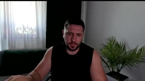 gold_alpha_boy online show from June 18, 2026, 6:24 am
