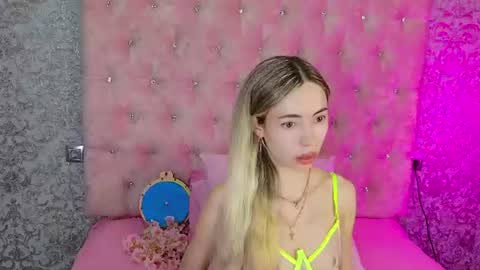 Snapshot of golden_girl__ chatting on June 29, 2026, 1:45 am golden girl online show from June 29, 2026, 1:45 am
