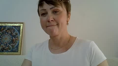 Snapshot of golden_kessie chatting on June 25, 2026, 6:29 am golden_kessie online show from June 25, 2026, 6:29 am