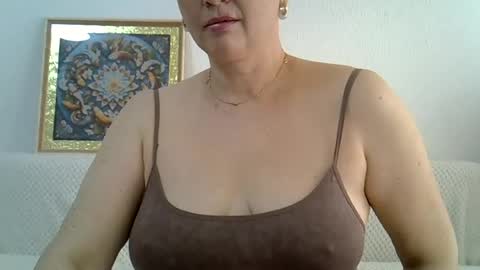 Snapshot of golden_kessie chatting on July 22, 2026, 6:16 am golden_kessie online show from July 22, 2026, 6:16 am
