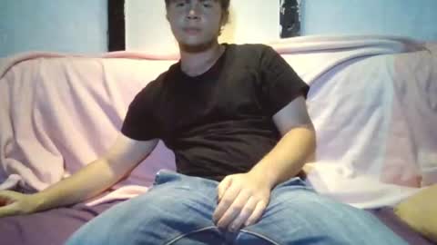 Snapshot of goldenboy207 chatting on July 18, 2026, 7:39 pm goldenboy207 online show from July 18, 2026, 7:39 pm