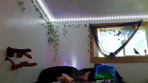 Snapshot of goldendelicious577600 chatting on May 7, 2026, 8:14 pm XxPretentious PeachxX online show from May 7, 2026, 8:14 pm