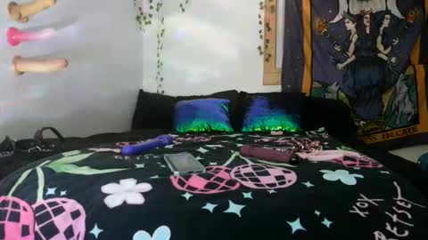 Snapshot of goldendelicious577600 chatting on June 7, 2026, 8:29 am XxPretentious PeachxX online show from June 7, 2026, 8:29 am