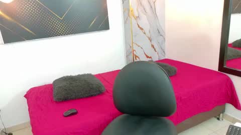 Snapshot of goldendesirex_ chatting on May 9, 2026, 7:08 pm online show from May 9, 2026, 7:08 pm